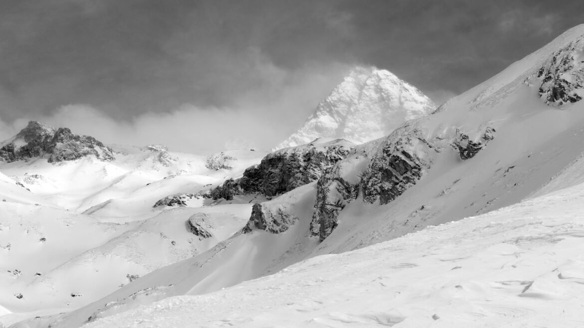 Did a Climber Leave His Girlfriend to Die at the Top of a Mountain?
