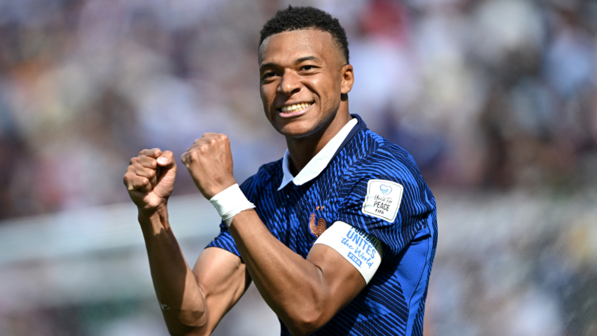 Even a World Cup rain delay couldn't slow down Mbappe and France vs. Iraq