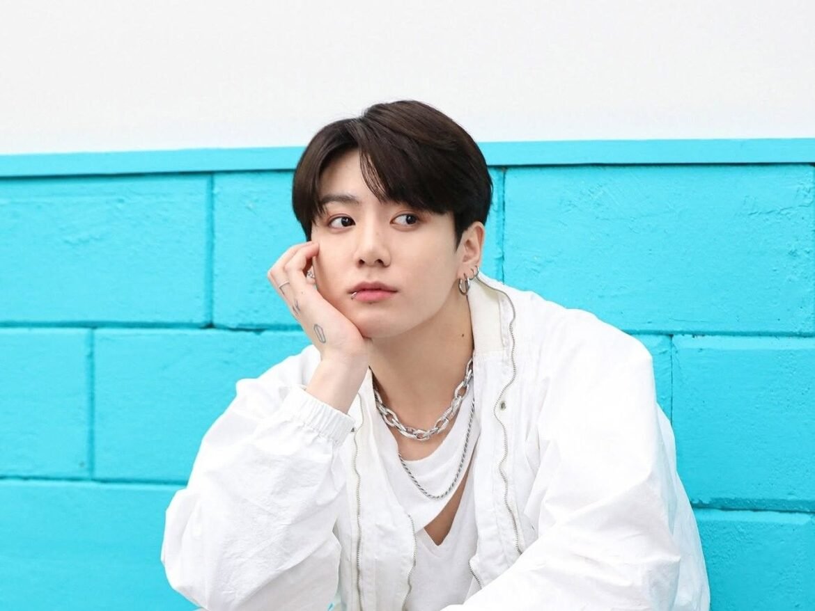 Fan sentenced to 1 year in prison for stalking BTS