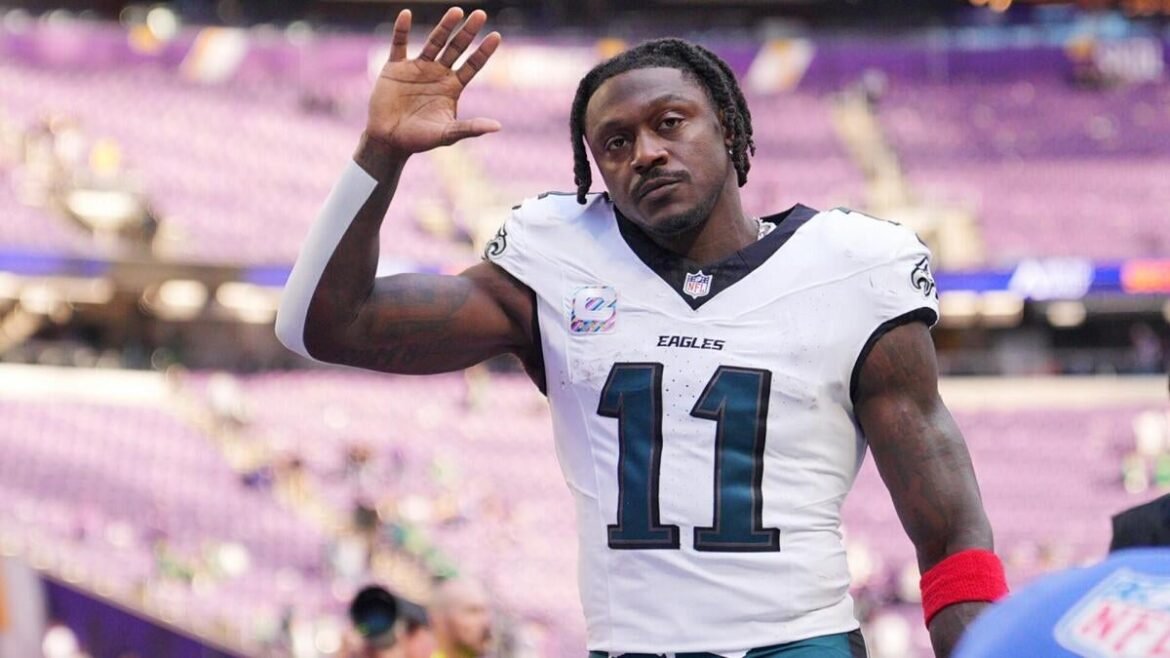 Fantasy football fallout: A.J. Brown trade, Smith breakout