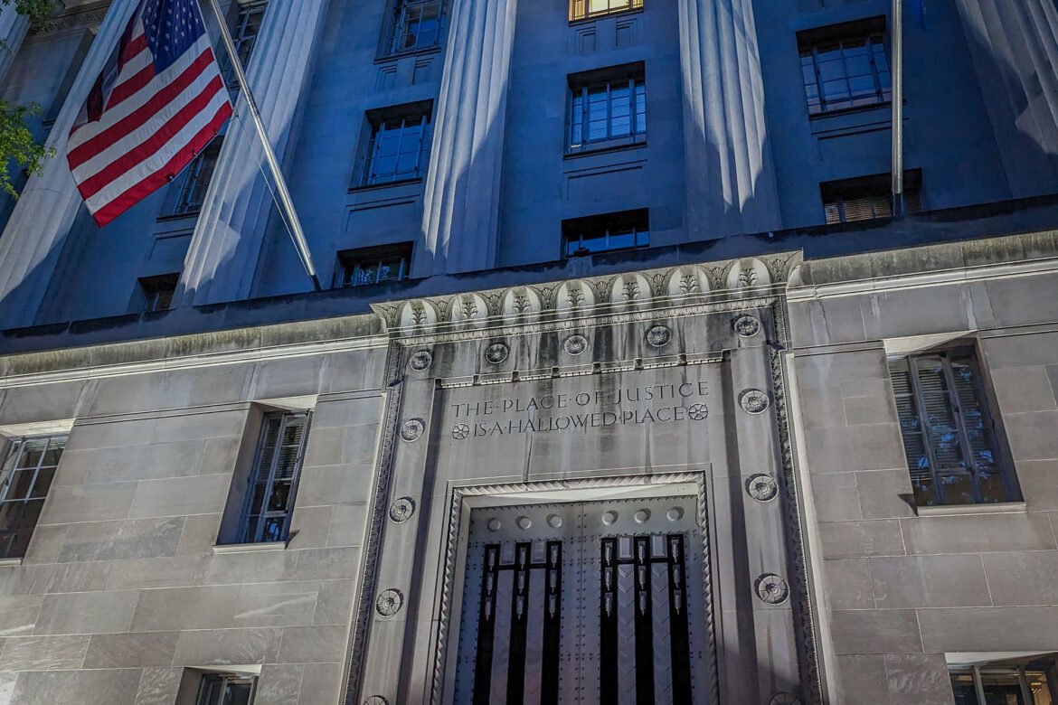 Former California fintech board member sentenced for $248M fraud scheme that led to bankruptcy