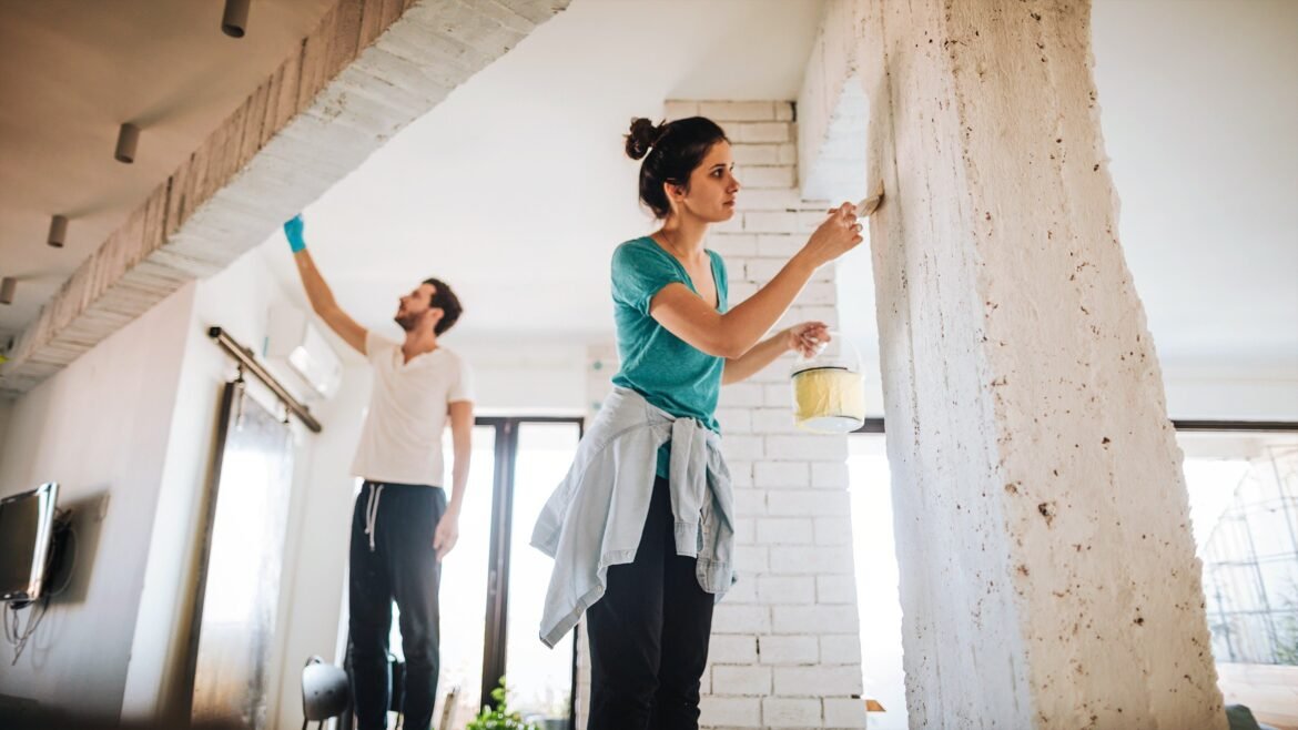 Home Flipping Profits Rise for First Time in Nearly Two Years