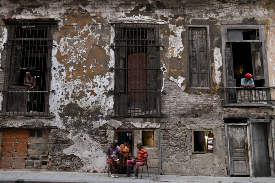 How Cubans keep going, despite U.S. pressure and fuel blockade