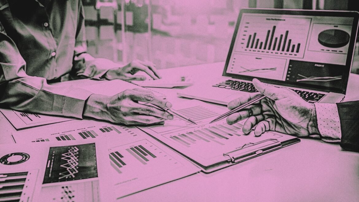 How to showcase your expertise as a strategist, coach, or consultant