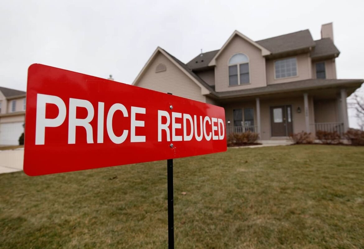 Inflation fears are overblown. What the rate-hike camp gets wrong about the stock market.