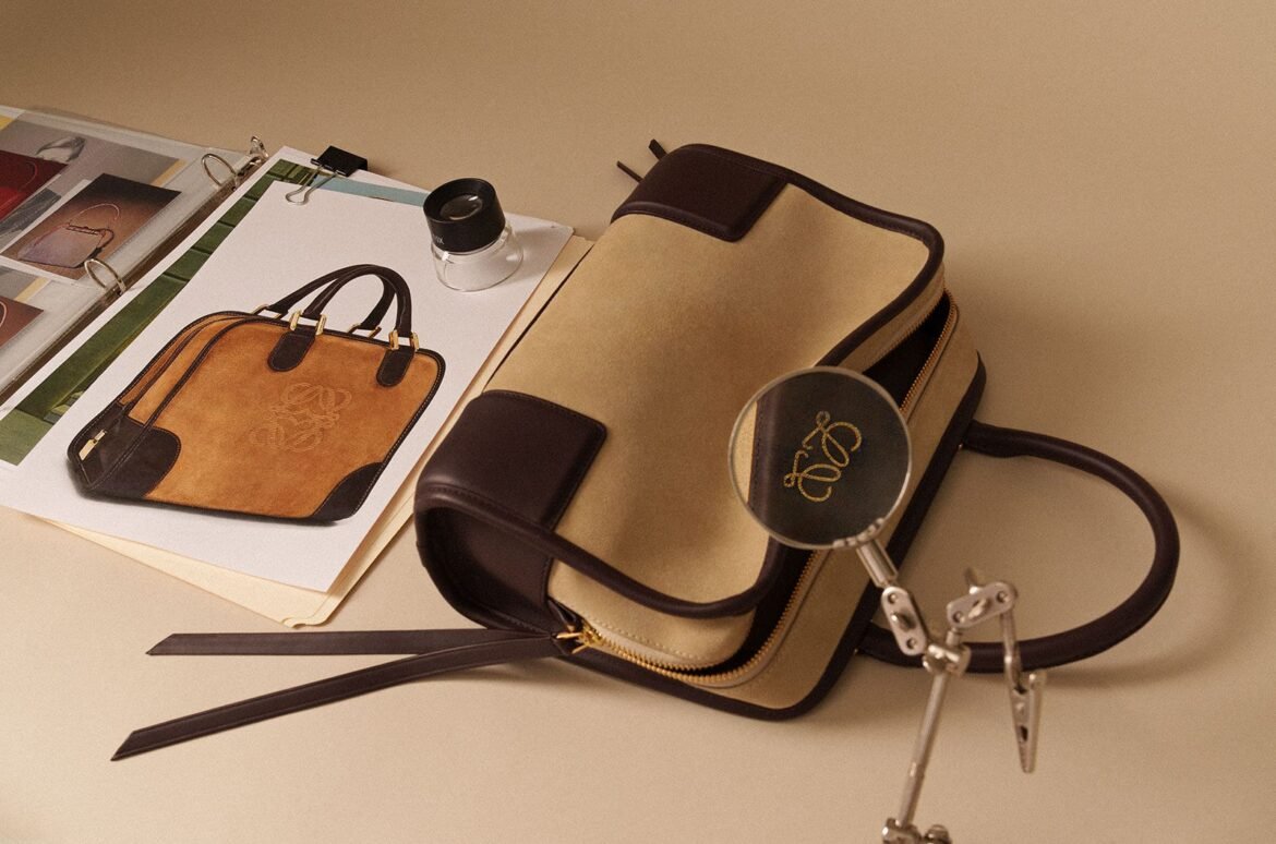 Loewe 180 Anniversary Amazona