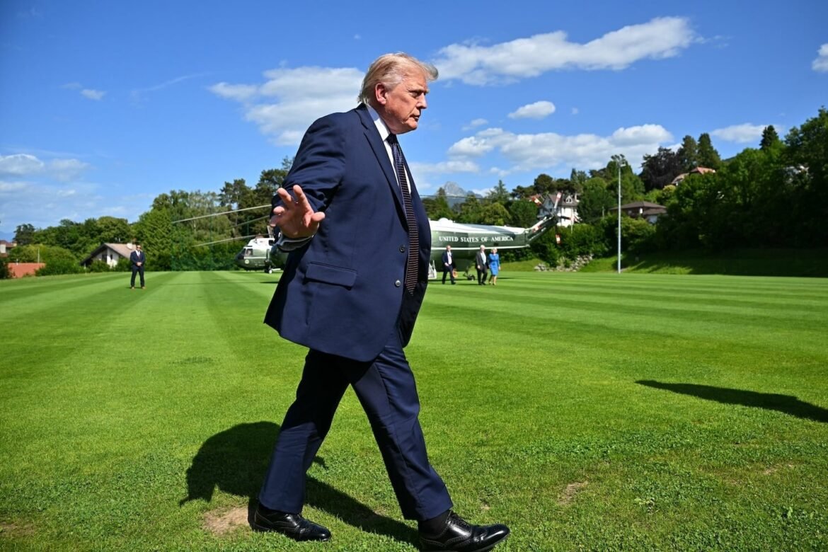 Iran Hawks Side-Eye Trump’s Deal