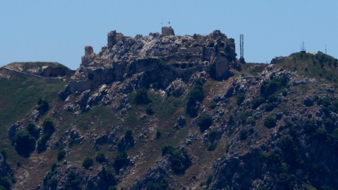 Israeli airstrikes kill 9 including Lebanese army officers after ceasefire deal : NPR