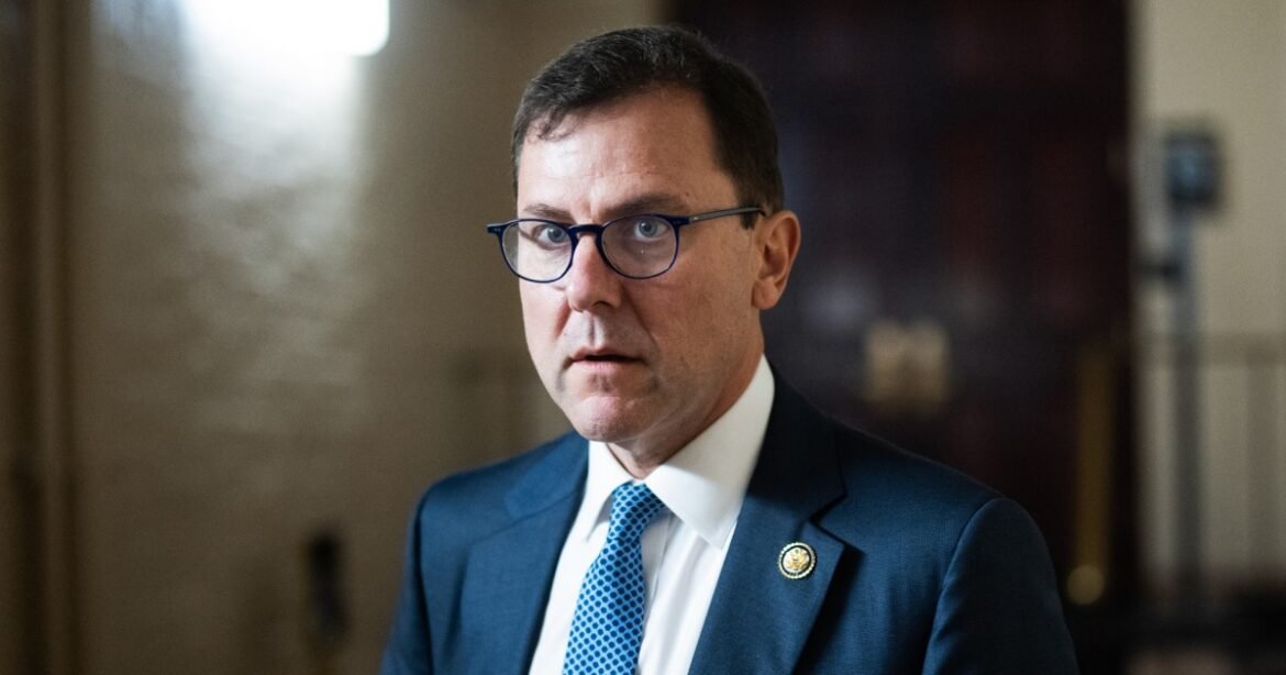 Missing congressman and his staff paint a picture of business as usual