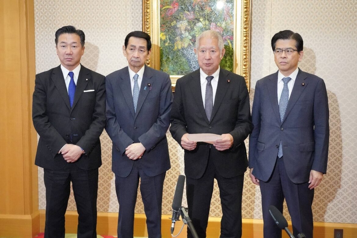 Parliament leaders adopt draft proposal for imperial succession