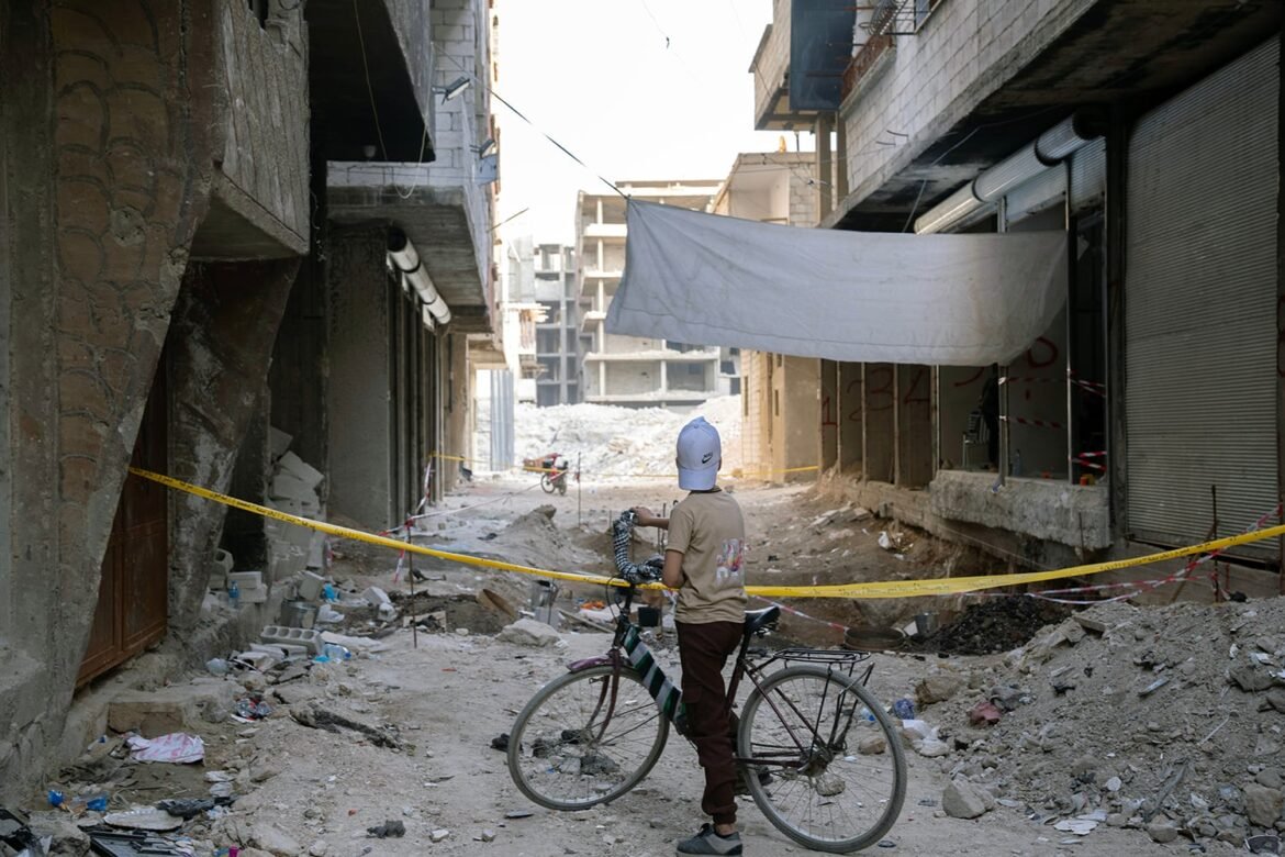 Syria Faces Dilemma in Prosecuting Assad-Era War Criminals