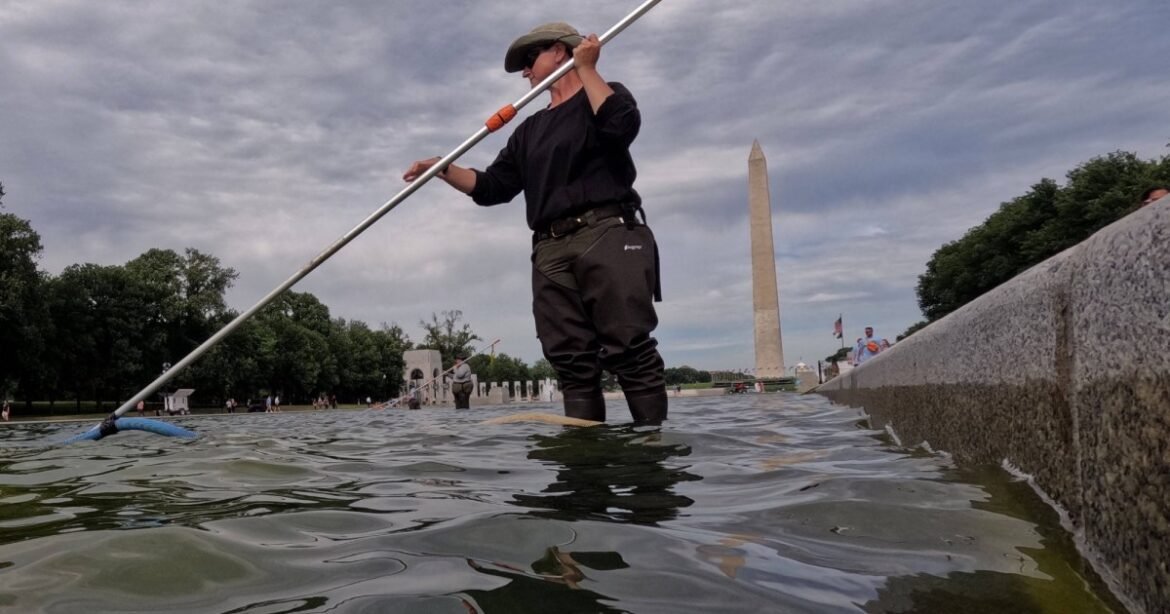 The Reflecting Pool Mess Is Right Out of Trump’s Destructive Playbook – Mother Jones