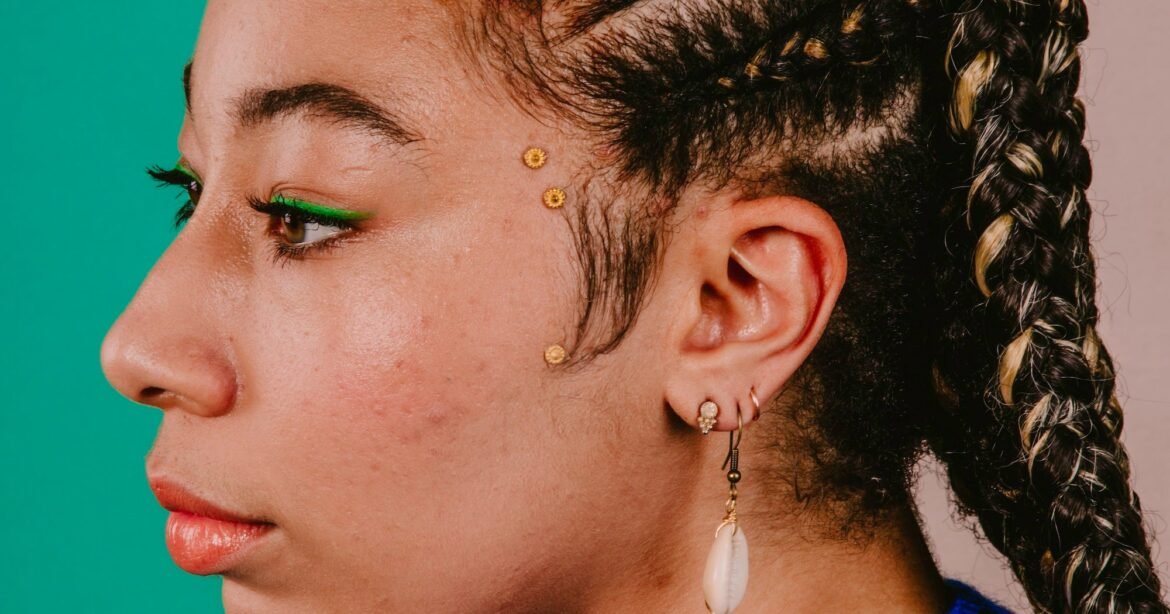 These 9 Acne Myths Just Got Busted By A Dermatologist