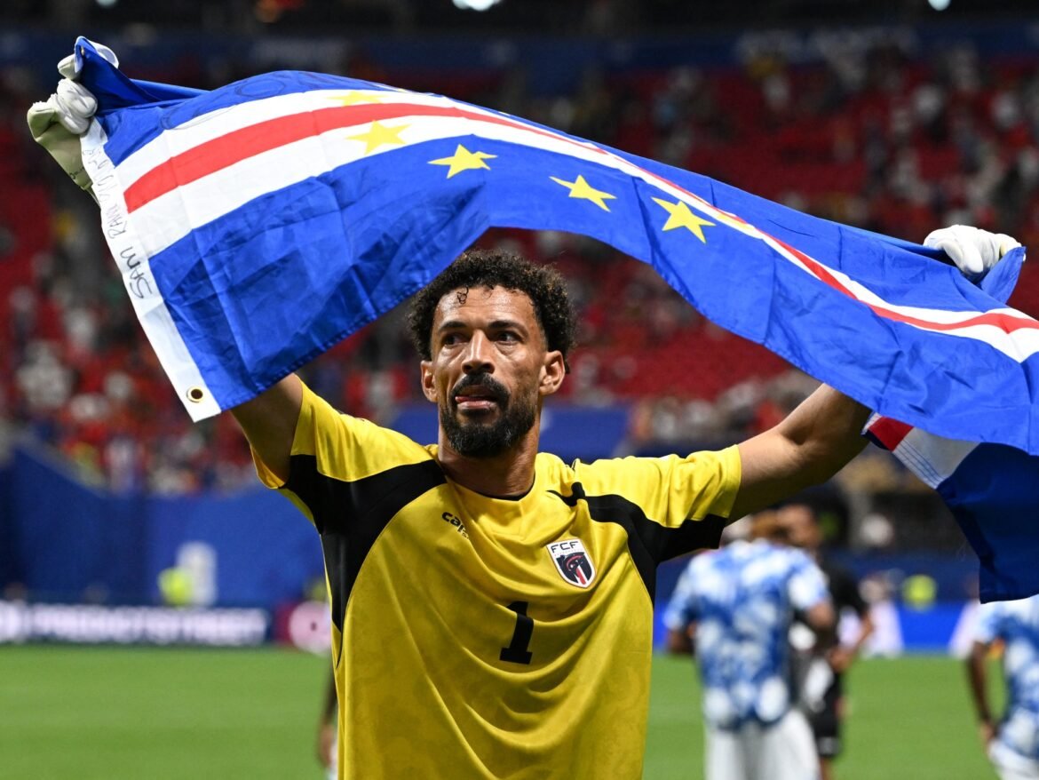 Who is Vozinha, Cape Verde’s viral goalkeeper at the World Cup? | Sport