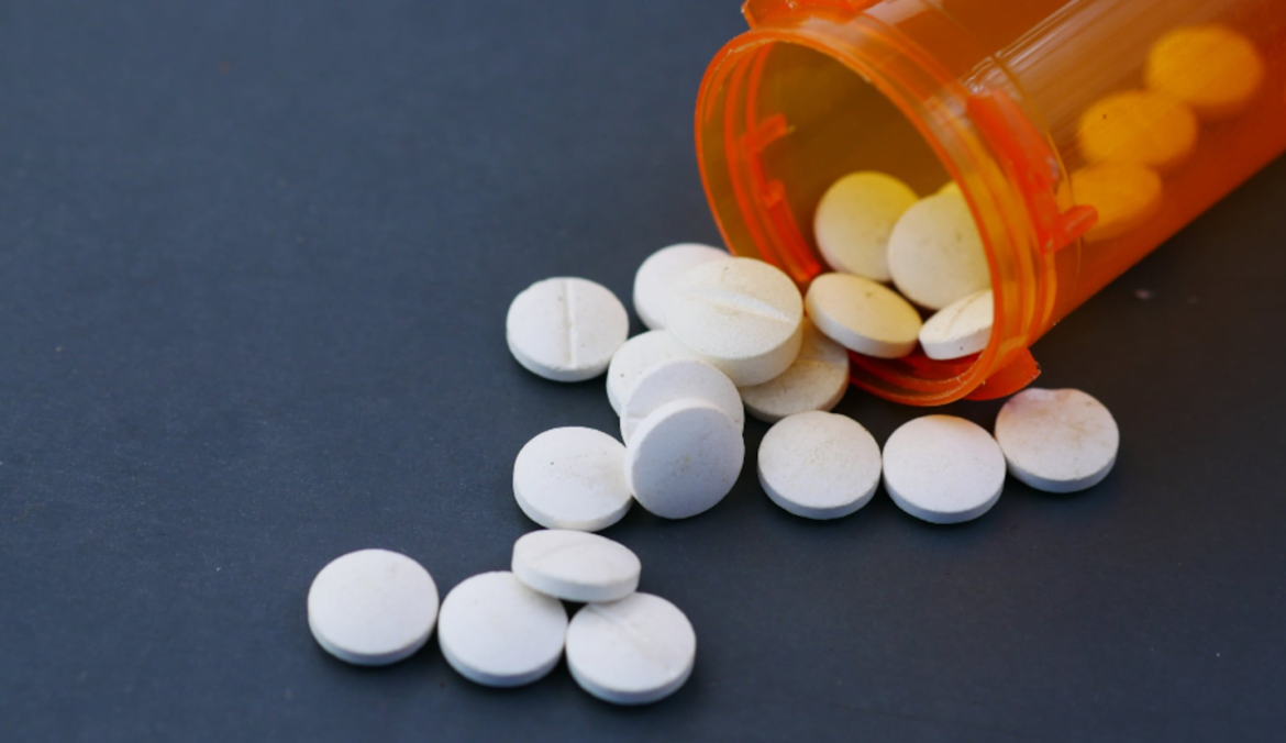 Woman previously jailed for drug-related death of her child sentenced for selling methamphetamine pills, feds say
