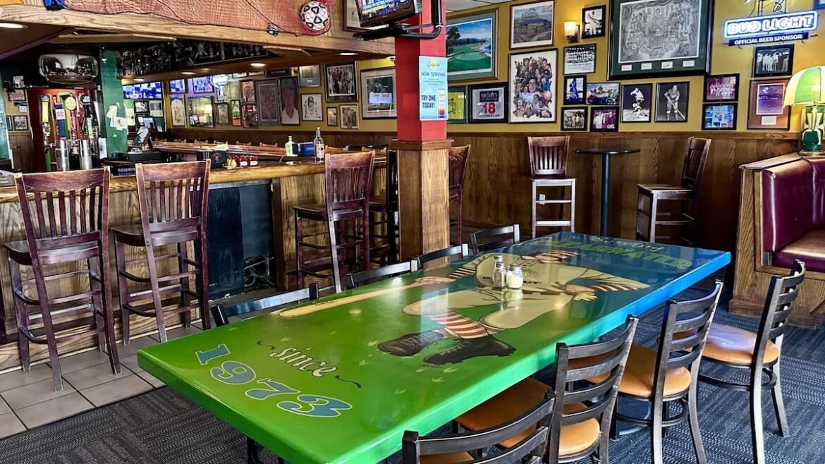 After 53 years, Capogna’s Dugout in Clearwater bids its final farewell
