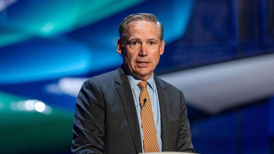 Boeing explores possible new jet while working to improve finances: report