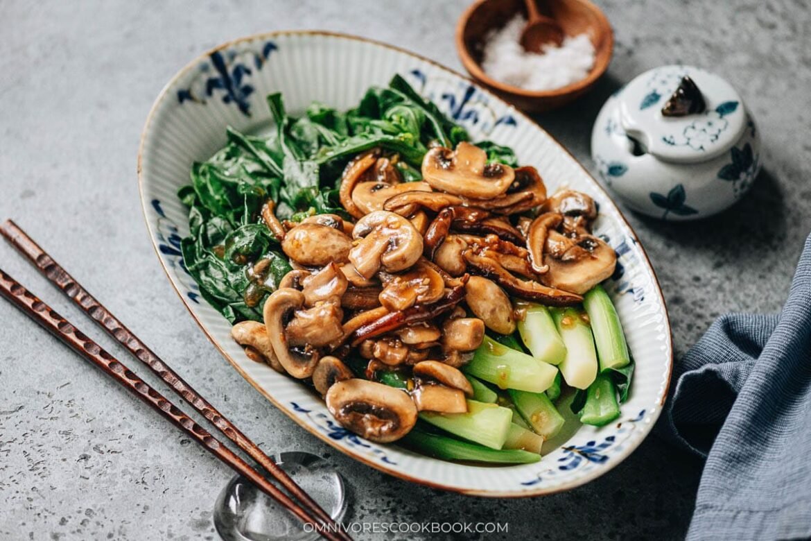Chinese broccoli with mushrooms