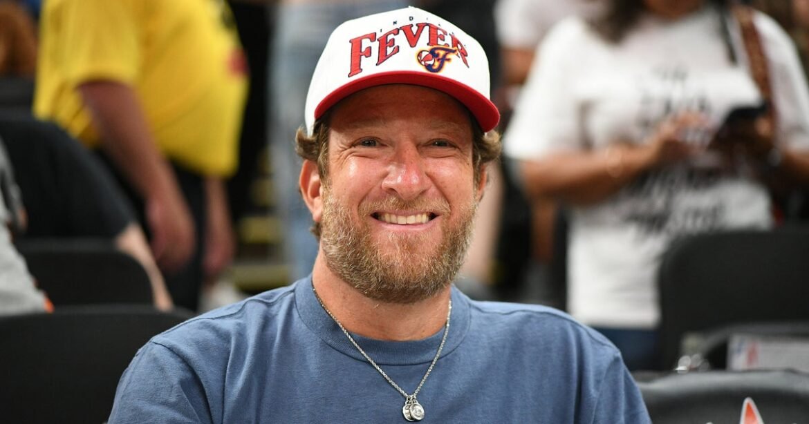 Dave Portnoy explains why he wants "Barstool Sports" to be like "Saturday Night Live"
