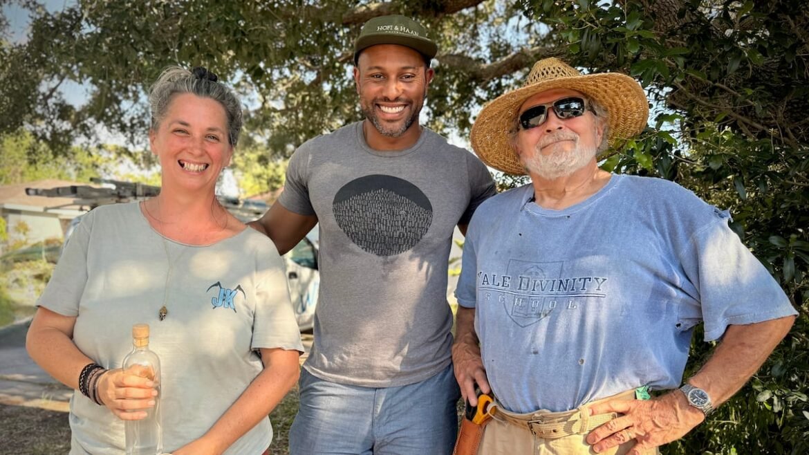 How a Tampa Bay coffee bar and agricultural organization are redefining waste
