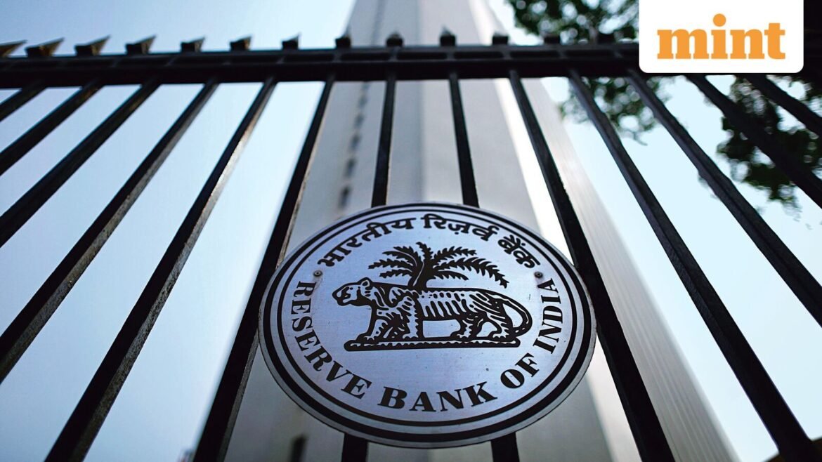 Is it a bank holiday today? Check RBI calendar to know if SBI, HDFC, ICICI, others are open or closed on 4 July