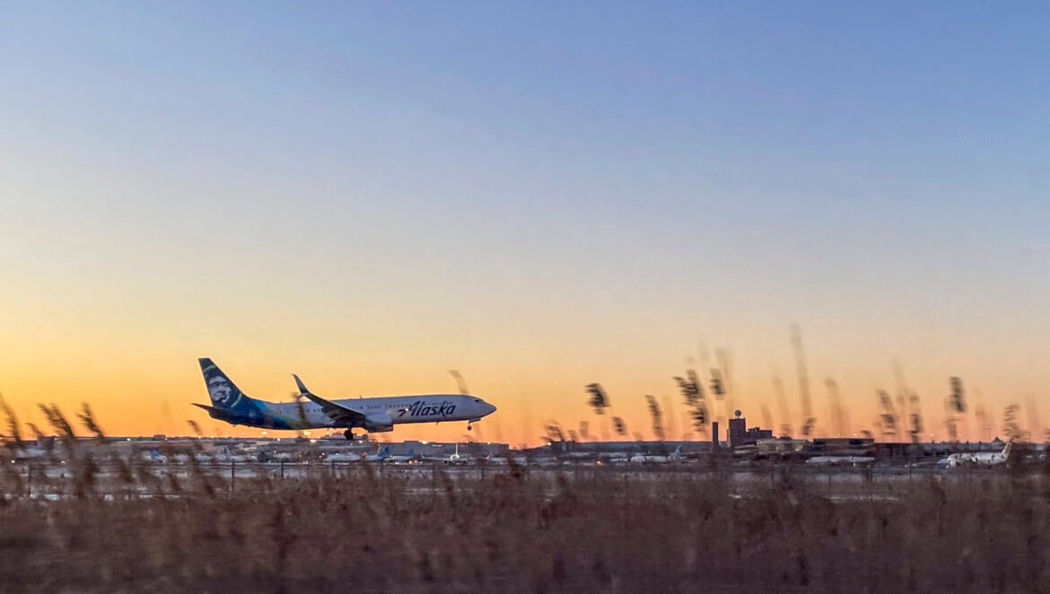 NJ funds schools to build pipeline of air traffic controllers amid ongoing shortage • New Jersey Monitor