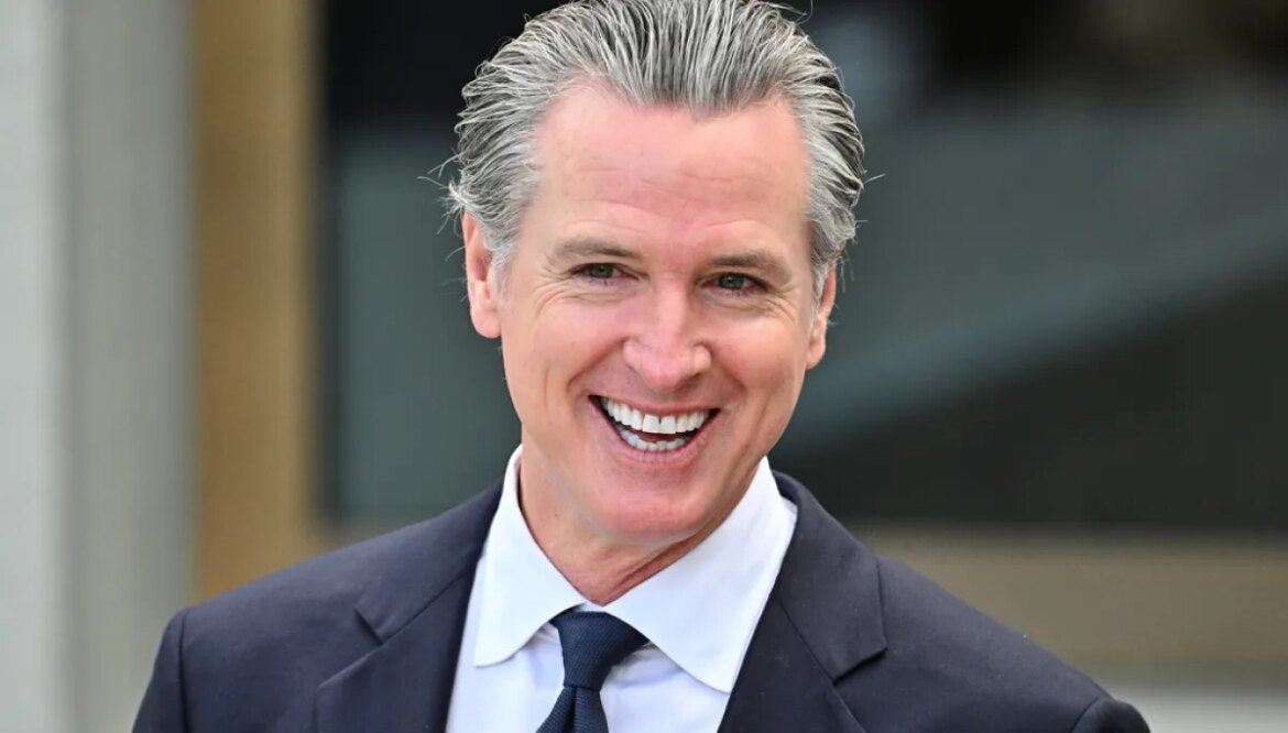 Newsom raises California's minimum wage, making it the country's highest