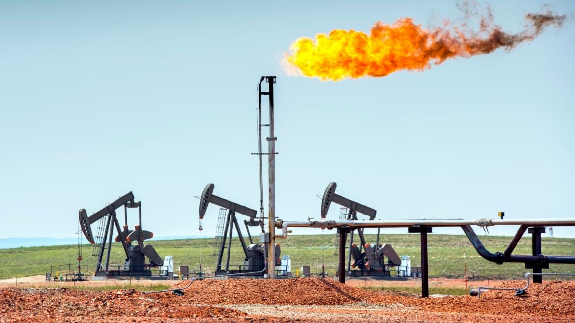 Oil prices jump 4% as Rubio says Iran 'not serious' about peace talks
