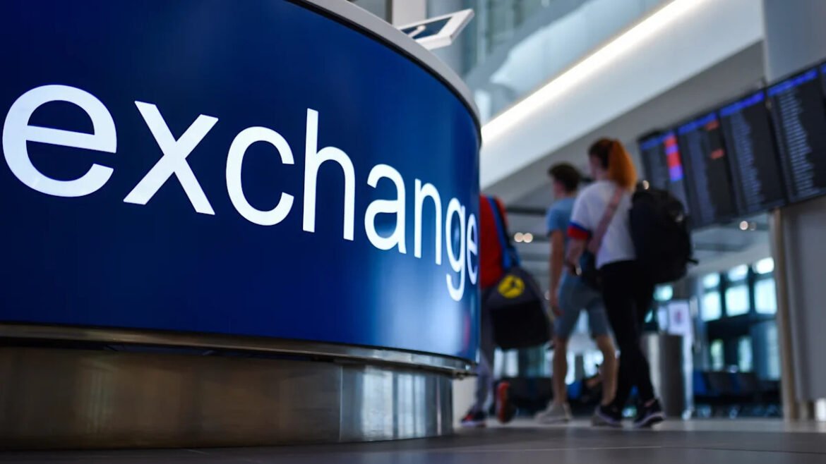 Personal finance expert warns travelers about the major mistake they're making at the airport