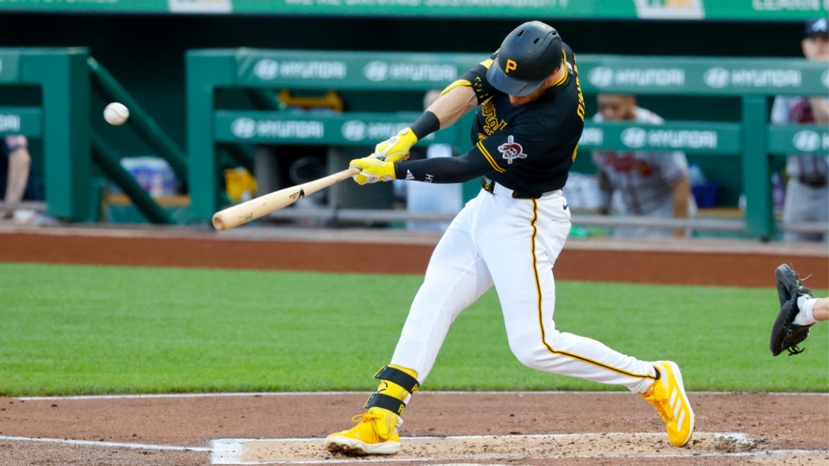 Ryan O'Hearn makes Pirates history with 10-RBI game, helps Paul Skenes halt skid