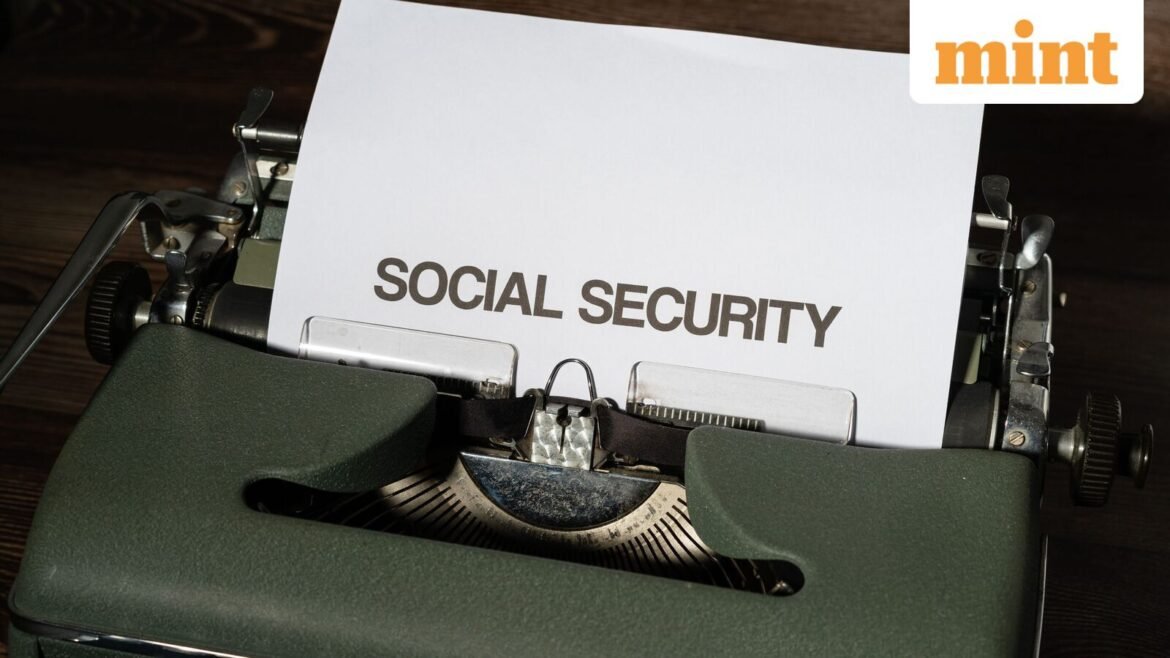Social security: Want to register on e-Shram portal? Here's how unorganised workers can sign-up, top FAQs answered