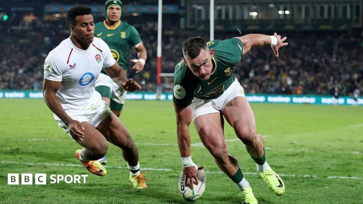 Jesse Kriel scores for South Africa