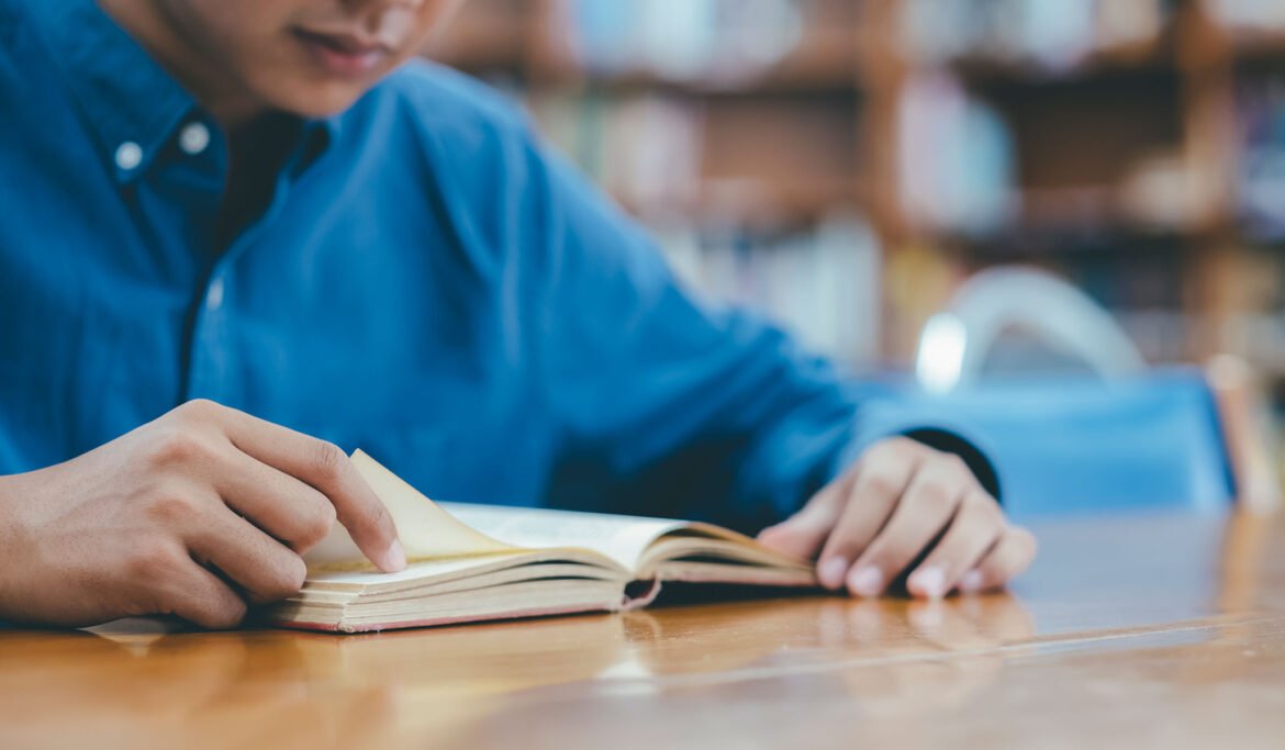 Texas State Curriculum Changes Require Light Reading Workload