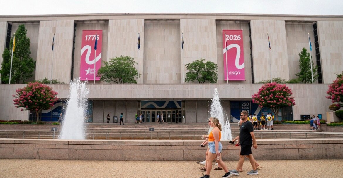 Trump’s Smithsonian Trigger Warnings - The Atlantic
