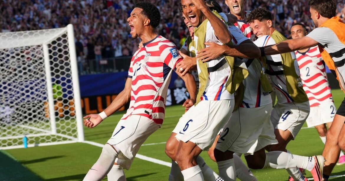 U.S. men beat Bosnia and Herzegovina in round of 32 for second-ever World Cup knockout round win