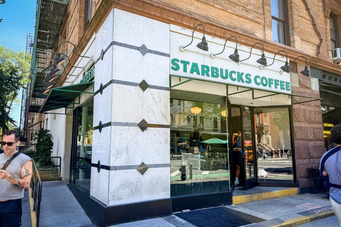 Why I got top-tier status with Starbucks and enjoy it despite the reduced earning rates