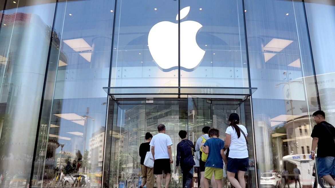 Apple tests CXMT memory chips for iPhones and MacBooks amid shortage