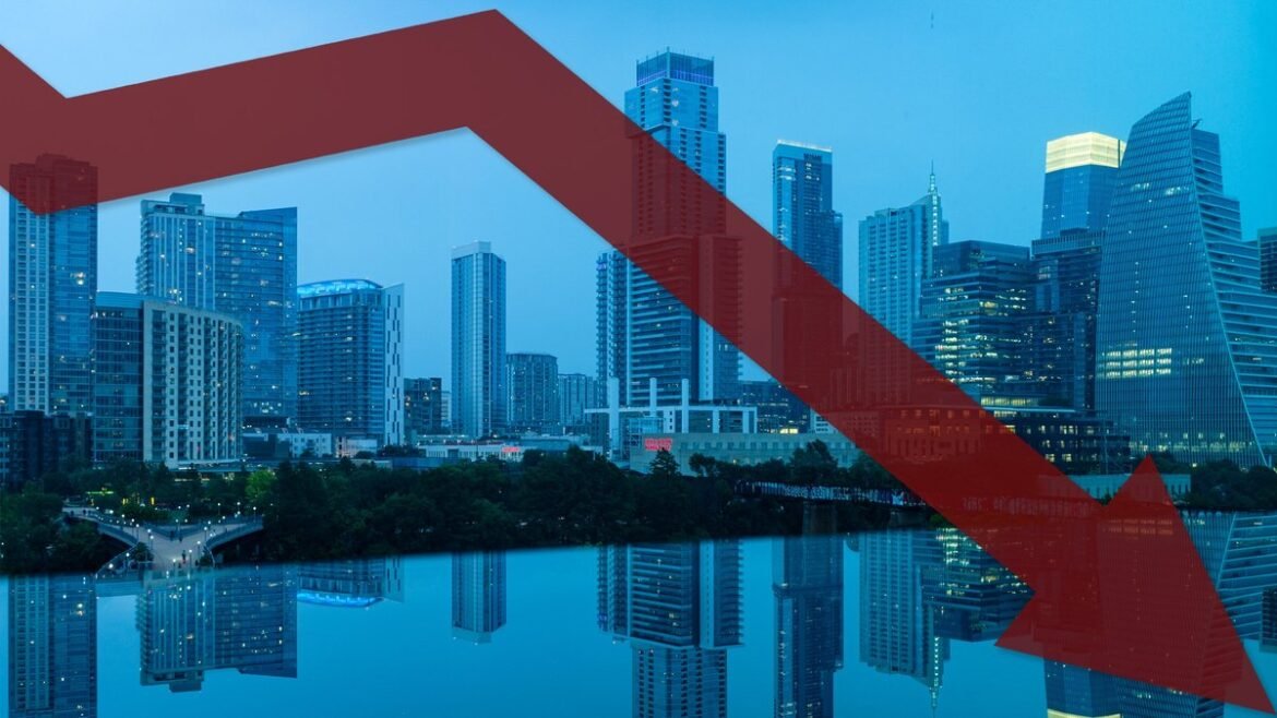 Austin Luxury Home Prices Fall 10% as Sellers Grow More Flexible