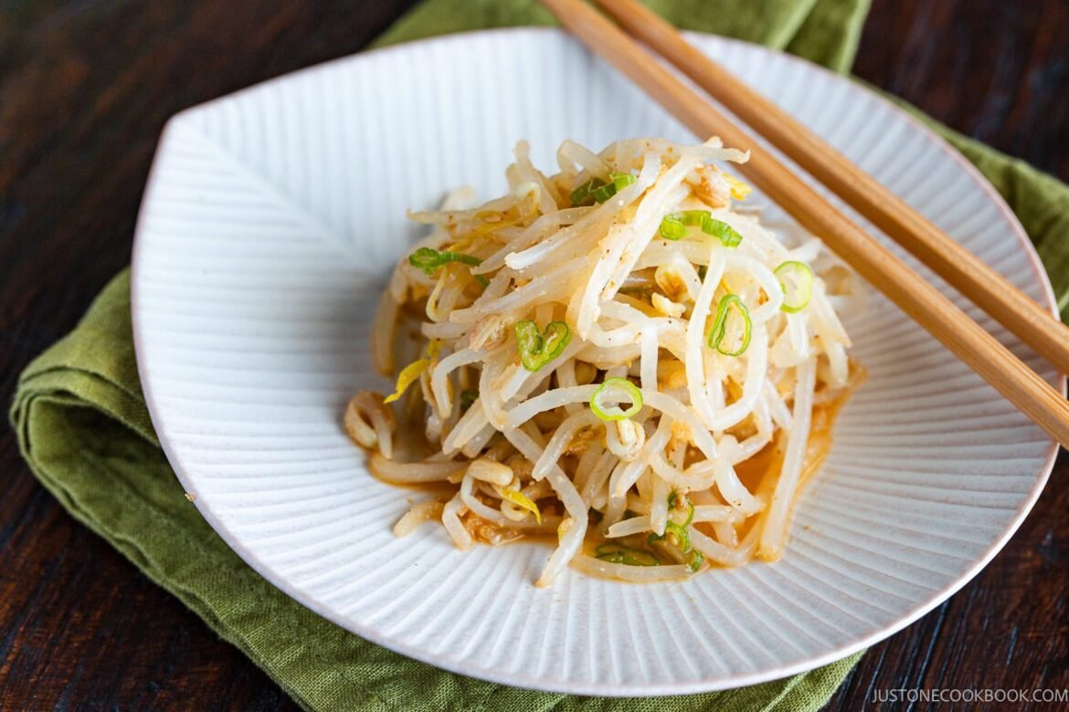 Bean Sprout Salad もやしのナムル • Just One Cookbook
