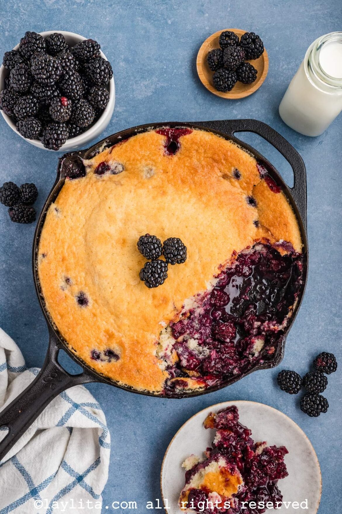 Easy Blackberry Cobbler – Laylita's Recipes