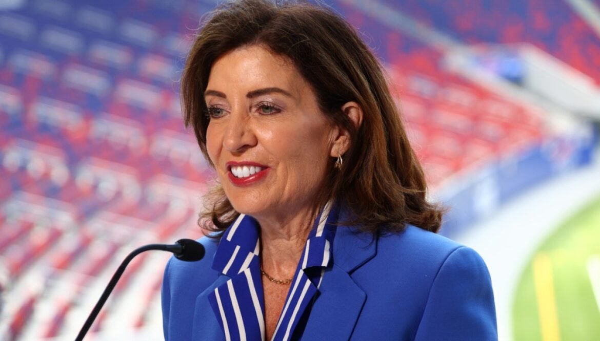 Hochul tops Blakeman by double digits in first poll of New York governor race