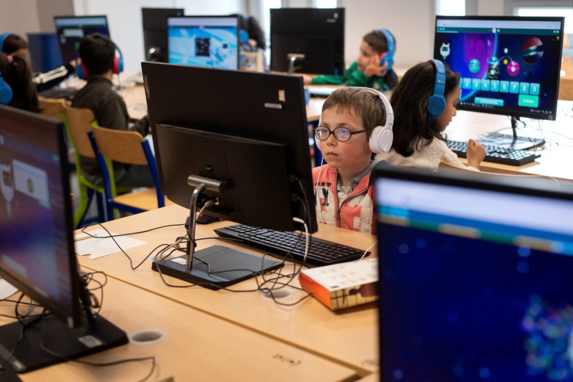 Kids may learn more when AI is combined with mastery learning