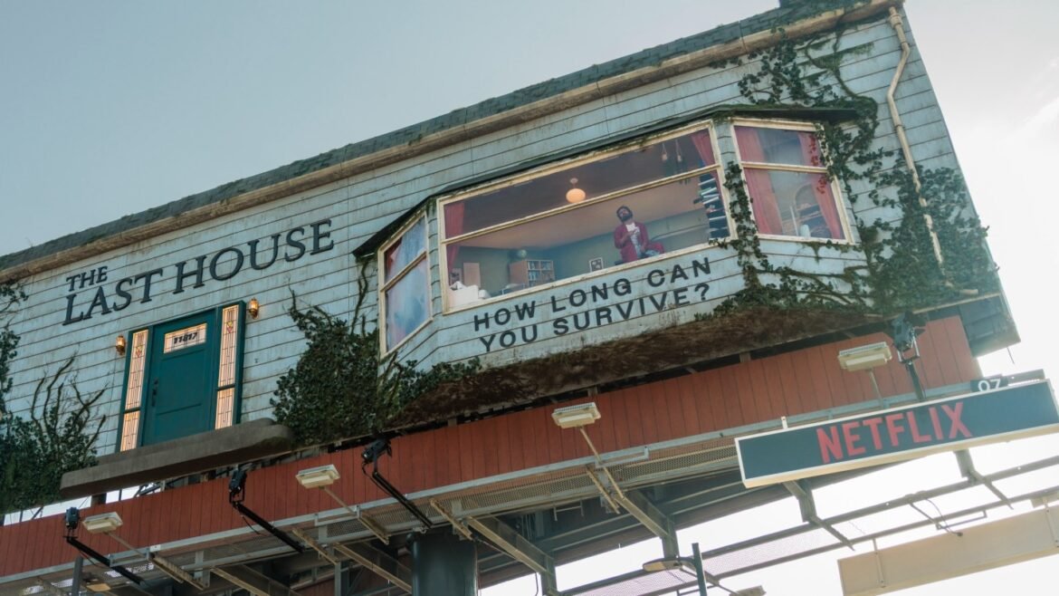 Man Is Trapped Inside a Netflix Billboard Above Sunset Blvd