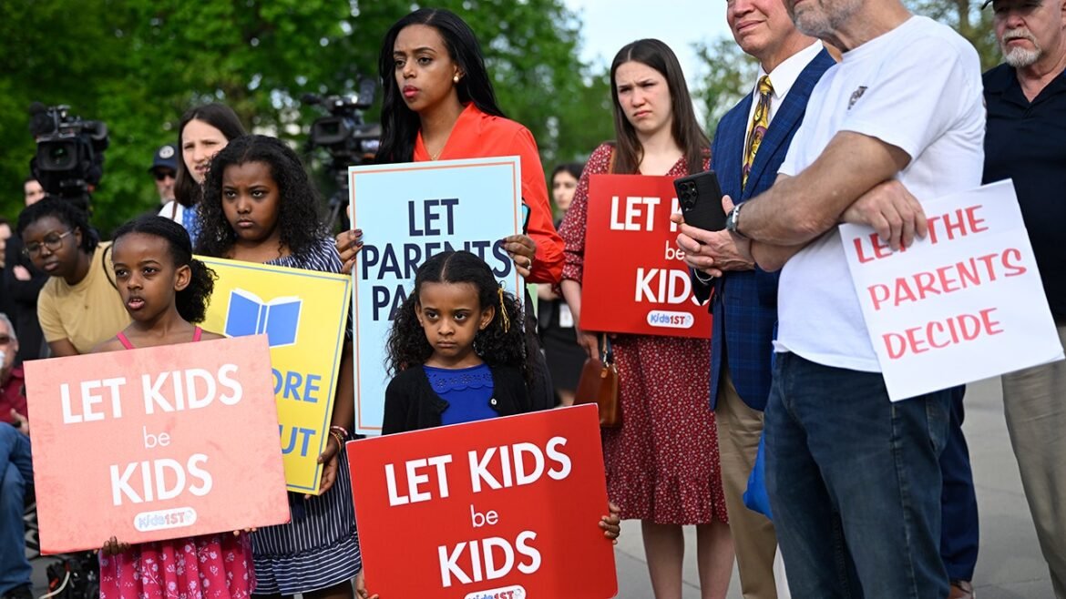 Portland mom urges people to 'be loud' after suing kids' school over pride flag