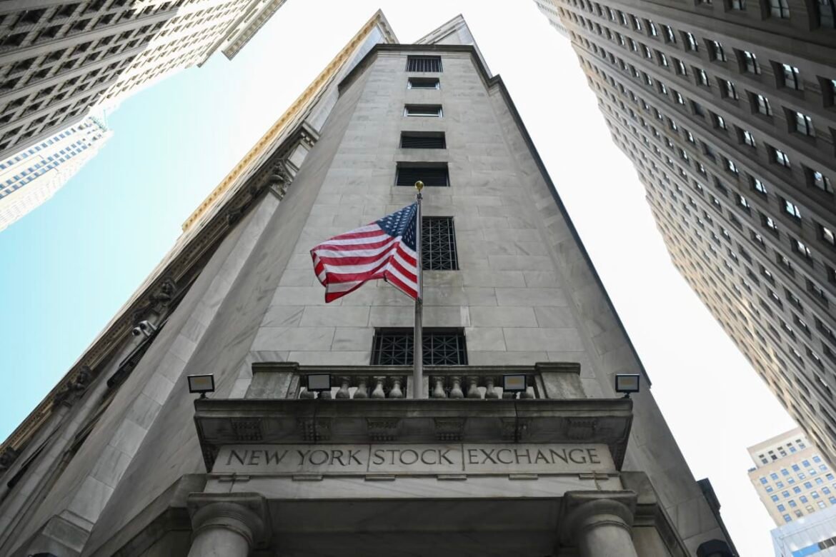 U.S. stock futures dip as investors await inflation data, grapple with more Iran uncertainty
