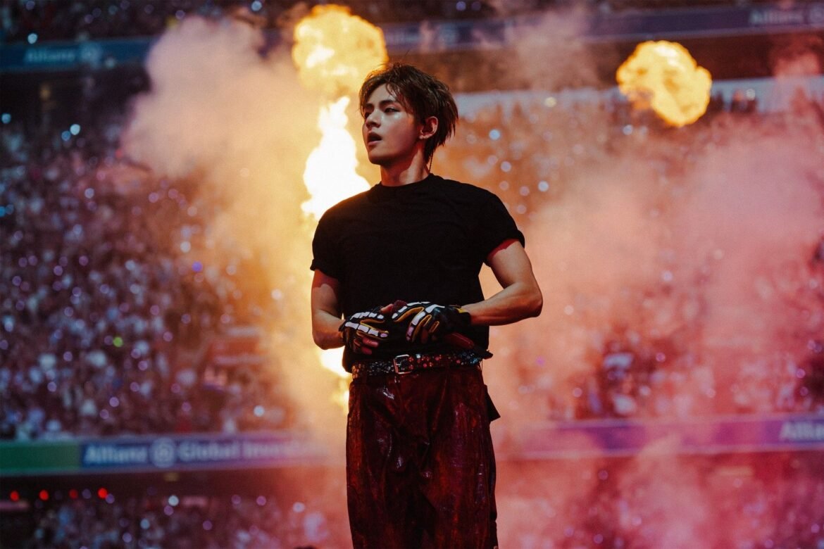 V of BTS reveals hearing loss while on tour