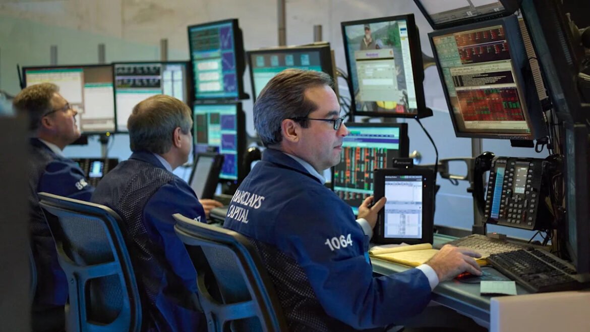 Vanguard taps T. Rowe Price to run portions of key active equity funds