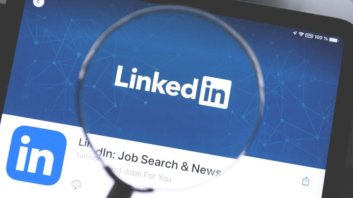 Why you should reply to your DMs on LinkedIn