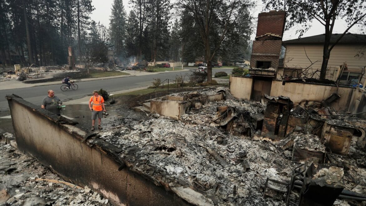 Wildfires in Spokane lead to thousands of evacuations : The Picture Show : NPR