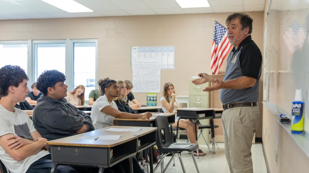 45 minutes on 9/11: How Florida students study the World Trade Center attacks